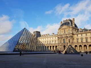 The Louvre Picture